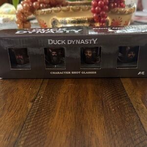 Duck Dynasty Character Shot Glass Set